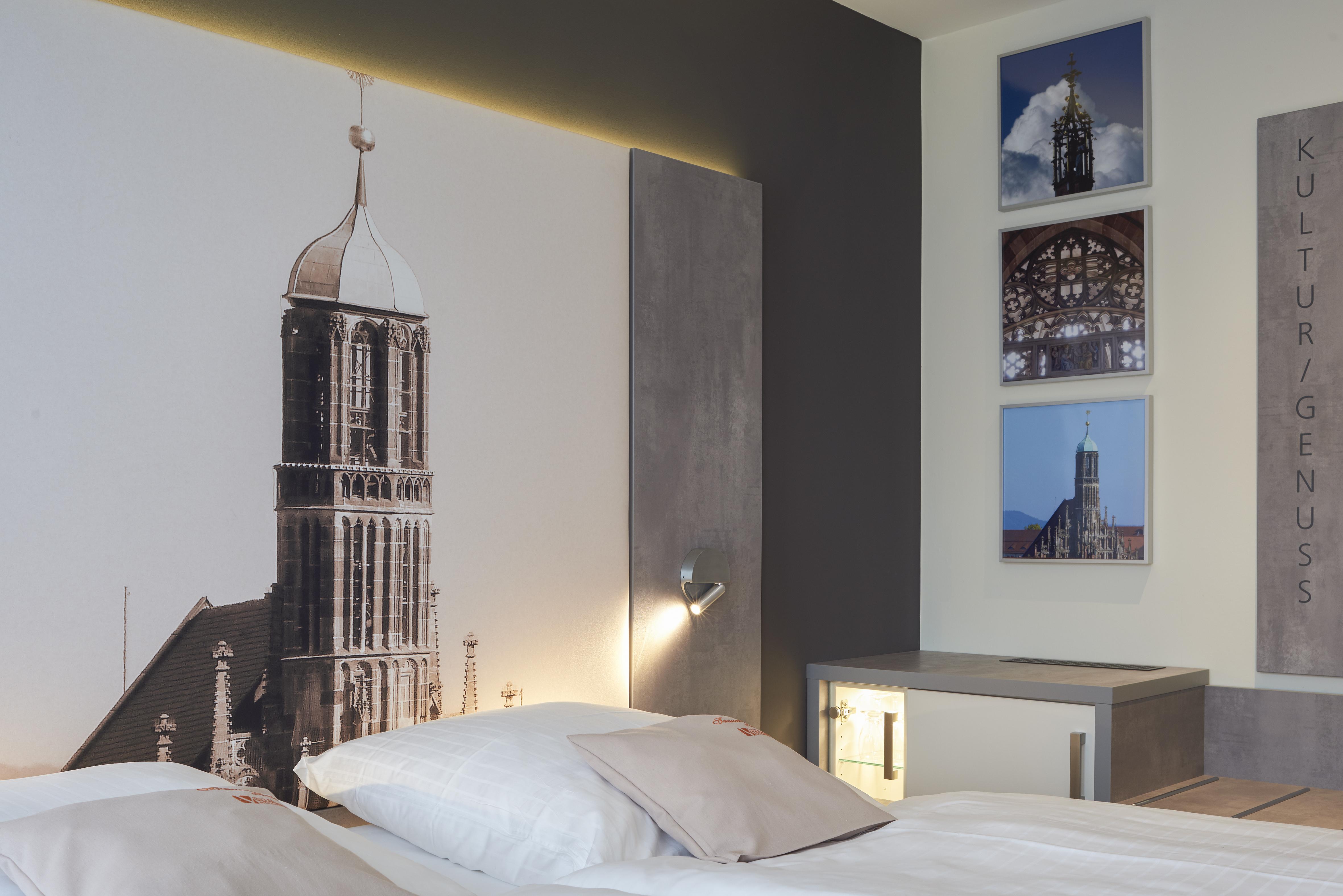 Victoria Hotel 4*